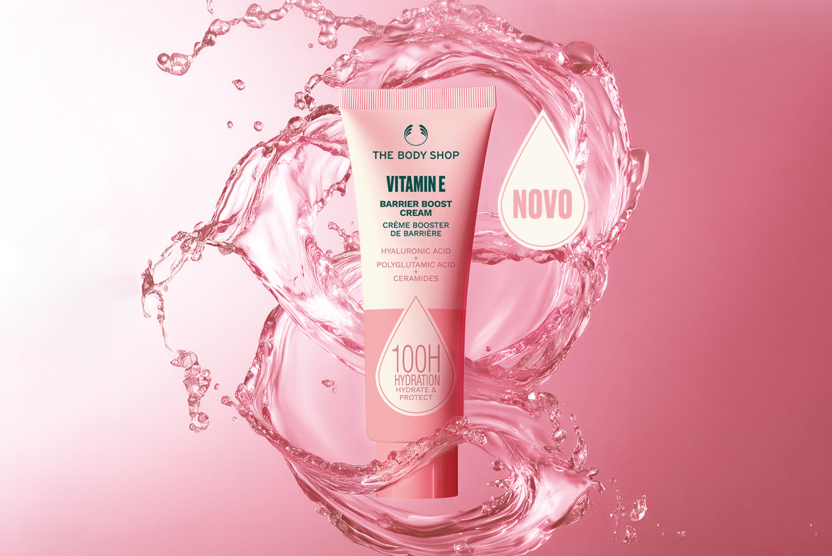 Creme hidratante com vitamina E, 100 horas de hidratação com ácido hialurónico, ácido poliglutâmico e ceramidas.