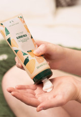 Loção Corporal Almond Milk 200 ml