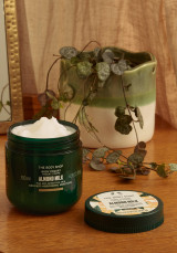 Iogurte Corporal Almond Milk 200 ml