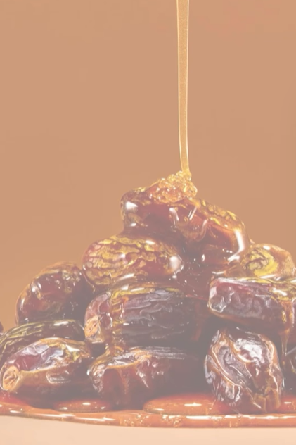 lgo muito doce está a chegar… ✨ Inspirado em notas gourmand e no calor dos doces árabes. Muito em breve 👀